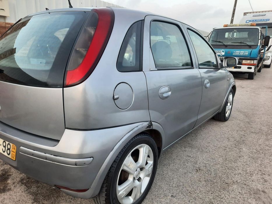 Opel corsa c 1.3 a gasóleo