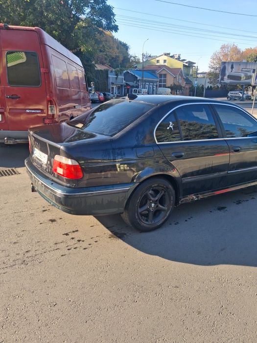 Е 39 523 2.5 бензин