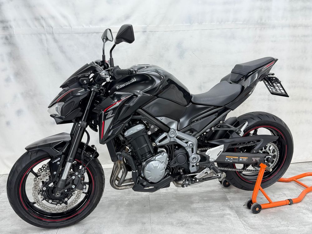 alt