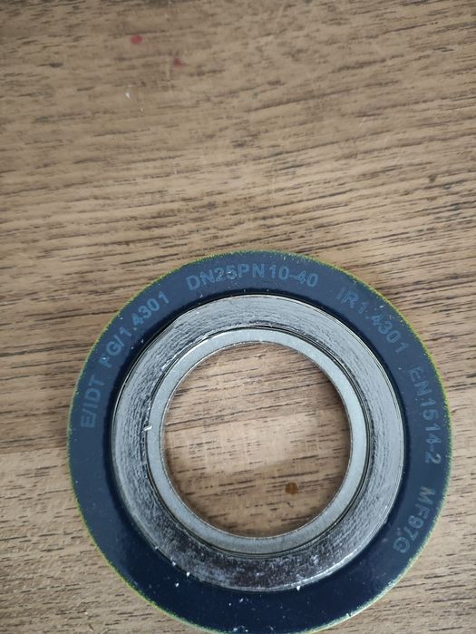 Sprzedam uszczelki spiralne