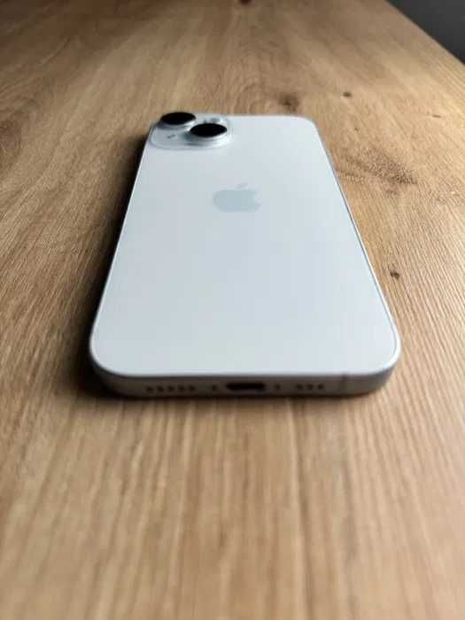 Apple iPhone 15 128GB / stan idealny / Bateria: 100%