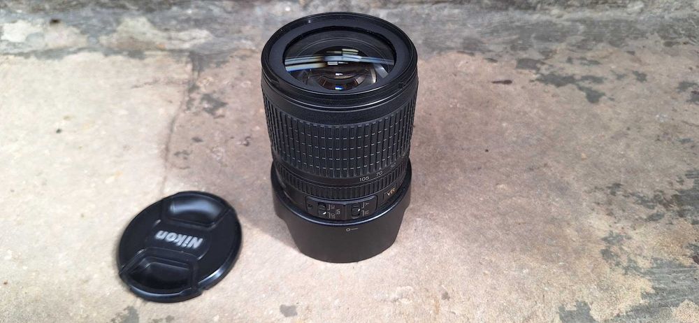 Объектив Nikon AF-S 18-105mm f/3.5-5.6G ED VR DX