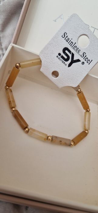 Obłędna bransoletka na gumce-patyki z żółtych kamieni