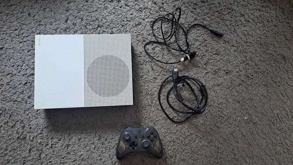 Konsola Xbox One S Digital Version