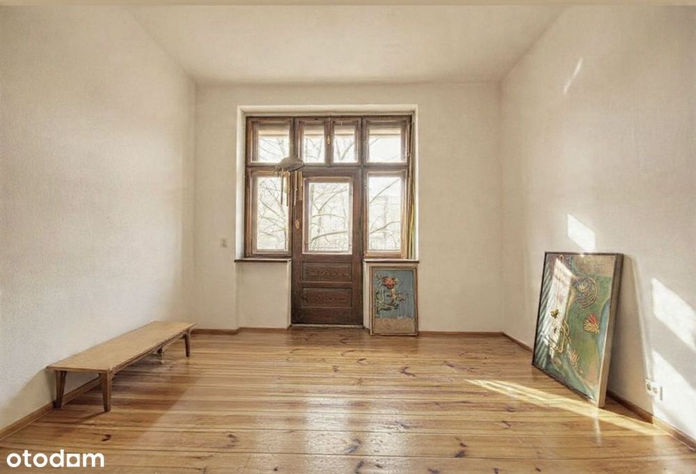 widok na zielone podwórko, cegła, 1 piętro, rozkła