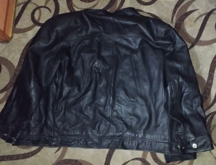 Куртка кожаная б/у