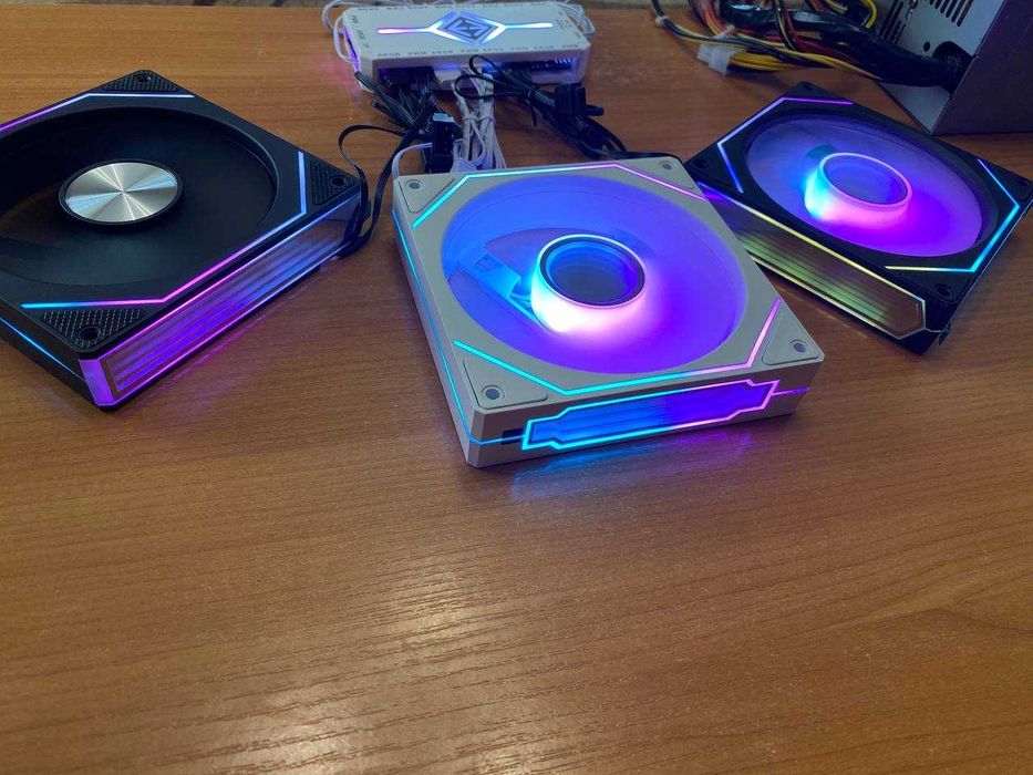 Кулери Вентилятори PRISM 4/7 PRO 120мм ARGB контролер M.2 ARGB