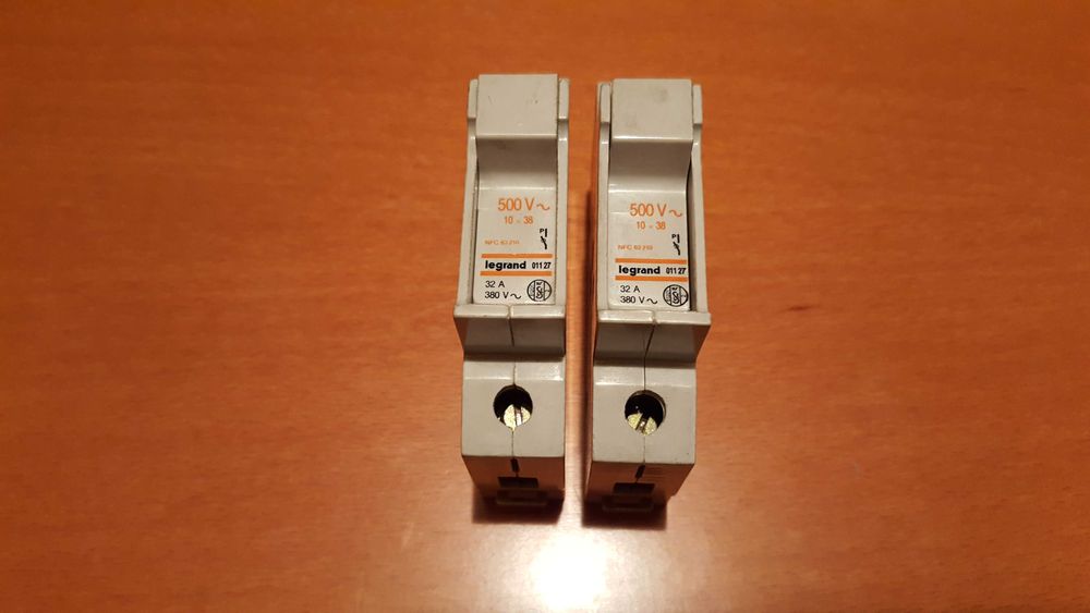 Fusíveis e Porta Fusíveis Industriais / Habitações