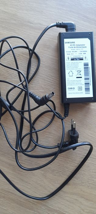 Ładowarka Samsung 19V