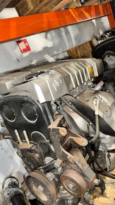 Motor Mitsubishi Carisma 1.8 gasolina