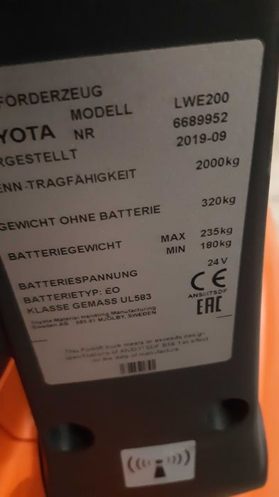 Toyota lwe 200 bt paleciak elektryczny