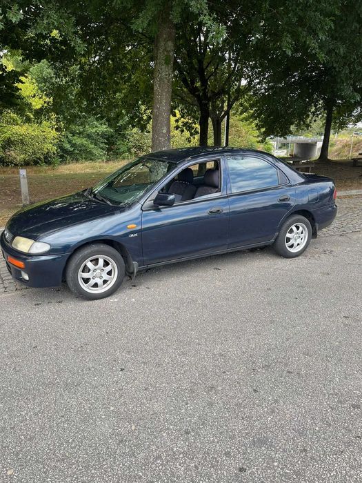Mazda 323 Sedan 1.3 (1997) – Fiável e Económico