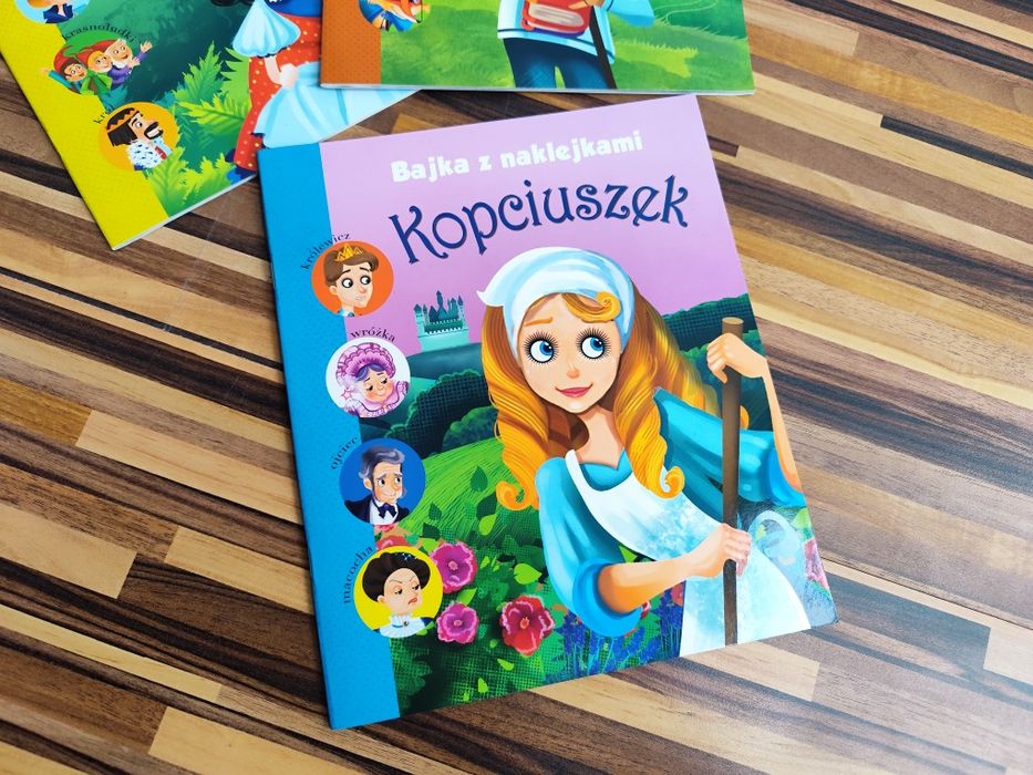 Kuferek bajek książeczki z naklejkami Pinokio kopciuszek czerwony kapt