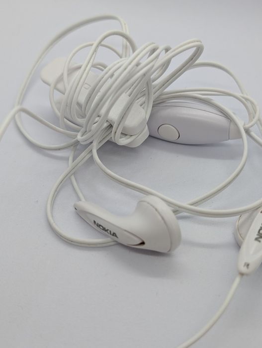 Słuchawki przewodowe Nokia z mikrofonem  MicroJack