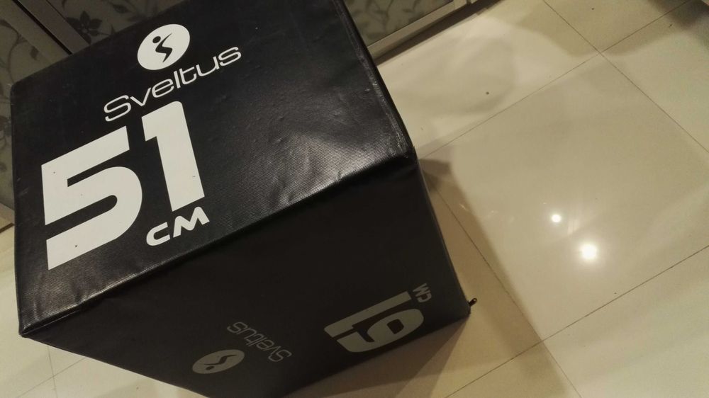 Box do Crossfitu 3w1, Sveltus