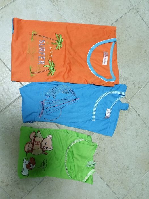 Roupa variada criança e bebé