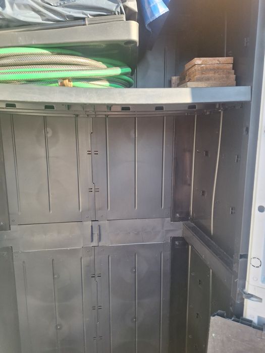 Movel  cinza plastico