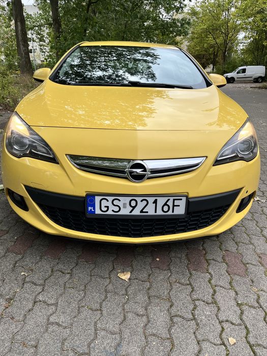 Opel Astra J GTC 1.4 Turbo + LPG | 2012 |