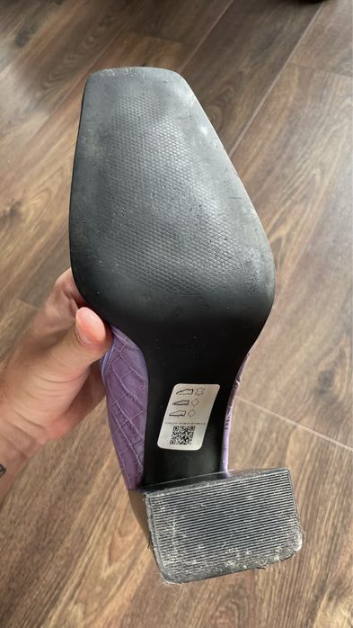 Ботильйони на підборах фіолетового крокодилу ASOS DESIGN Erico