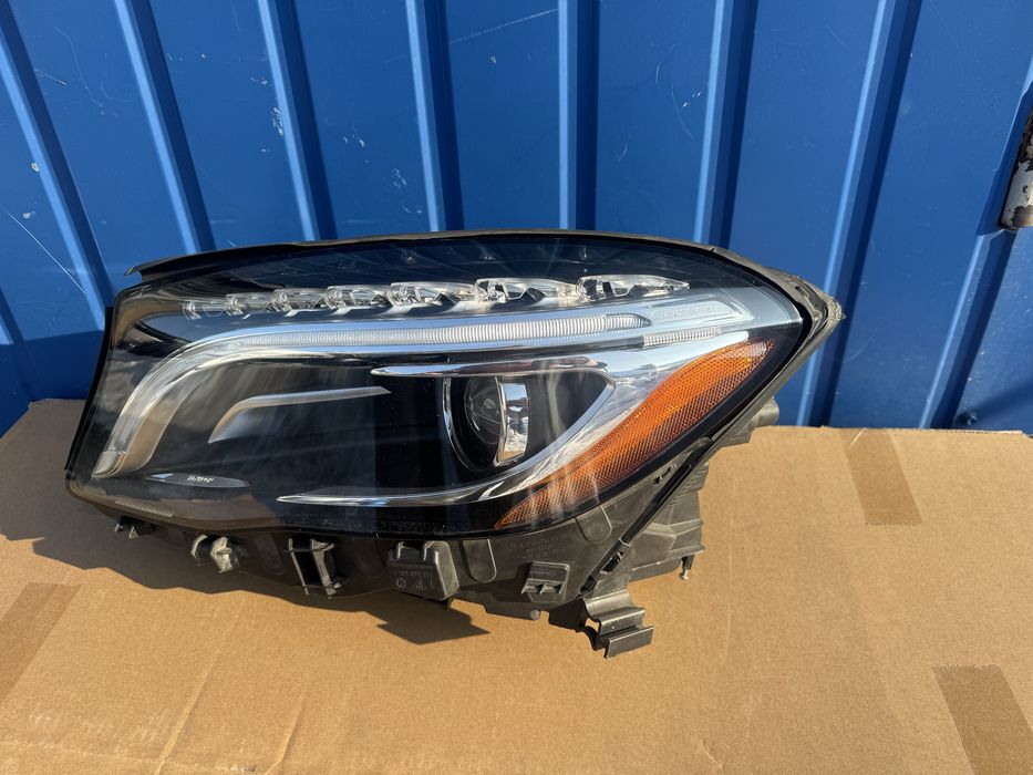 Фара ліва Мерседес GLA w156 USA