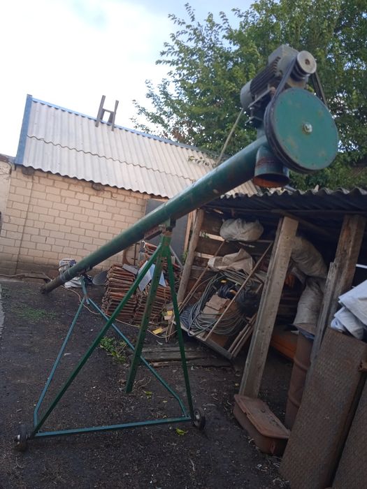 Продам шнек навантажувач