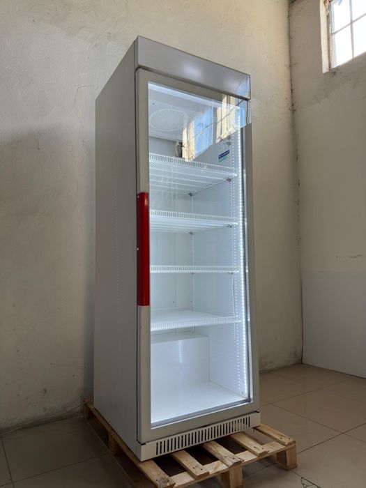 Szeroka chlodziarka  witryna Ubc 75 cm 600 l na blachy kosze gn