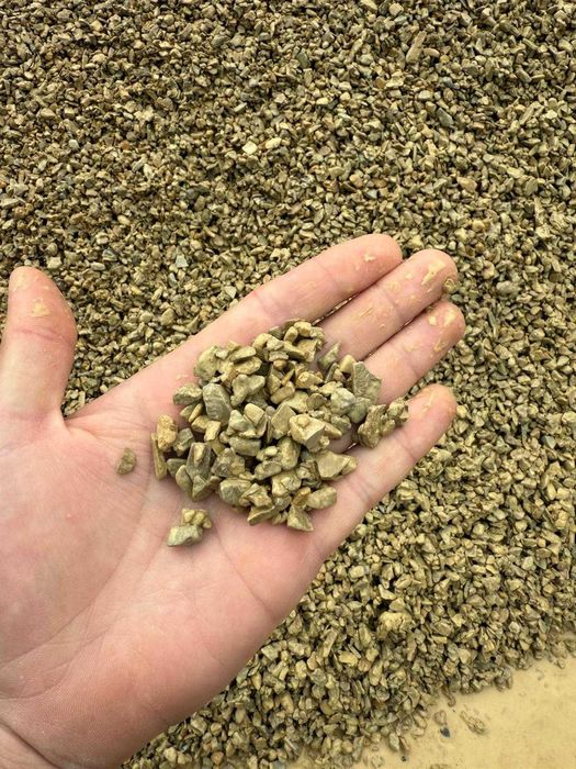 Wysiewka mączka grys dolomitowy 2–8 mm pod kostkę brukową worek 25 kg