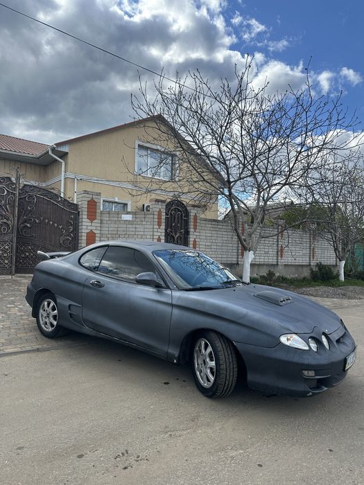 Hyundai Tiburon 2.0