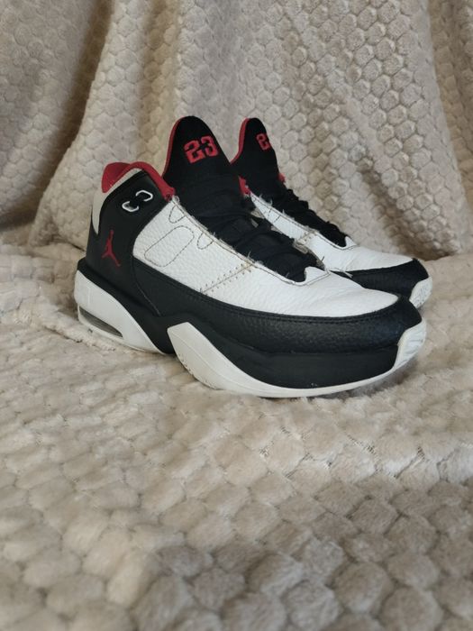 Продам красовки 36