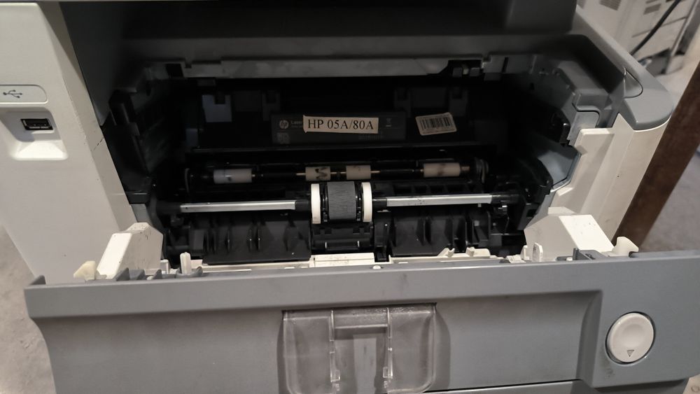 БФП Canon imageRUNNER 1133iF під обслуговування
