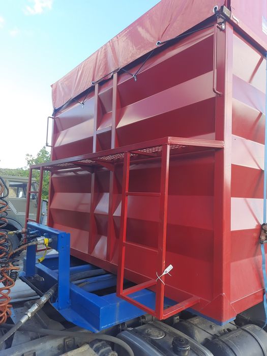 Самоскид-контейнеровоз 60куб