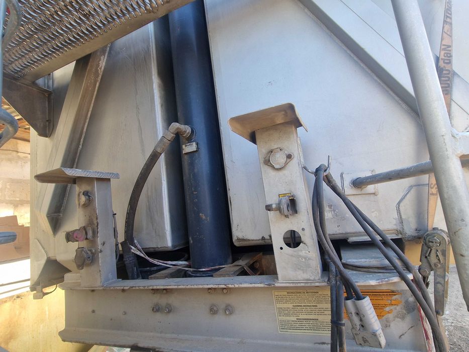 Продам прицеп самосвала-зерновоза