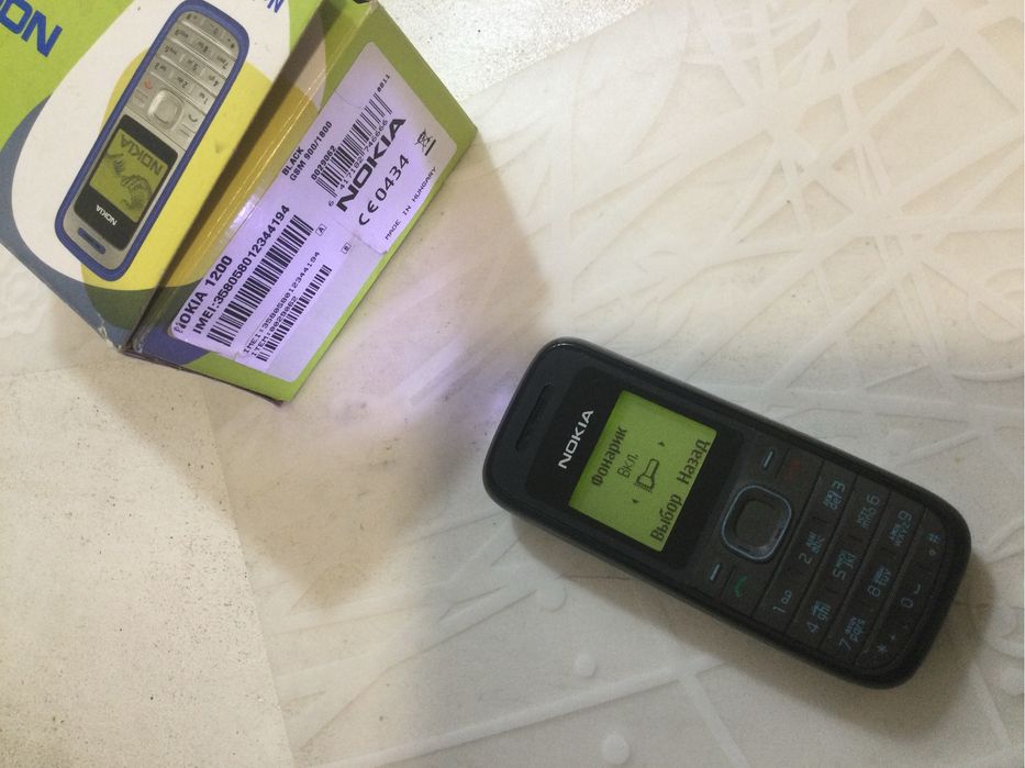Нокия 1200 /1110 в оригинальной коробке.