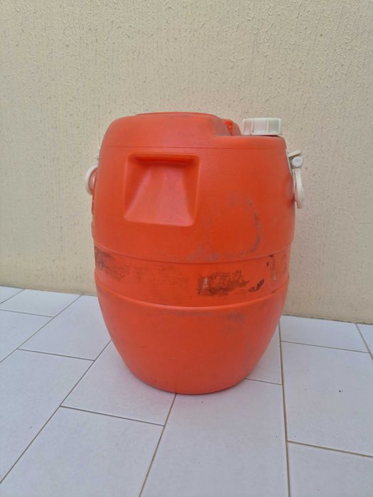 Bidão / Garrafão 50 Litros – Grande Capacidade