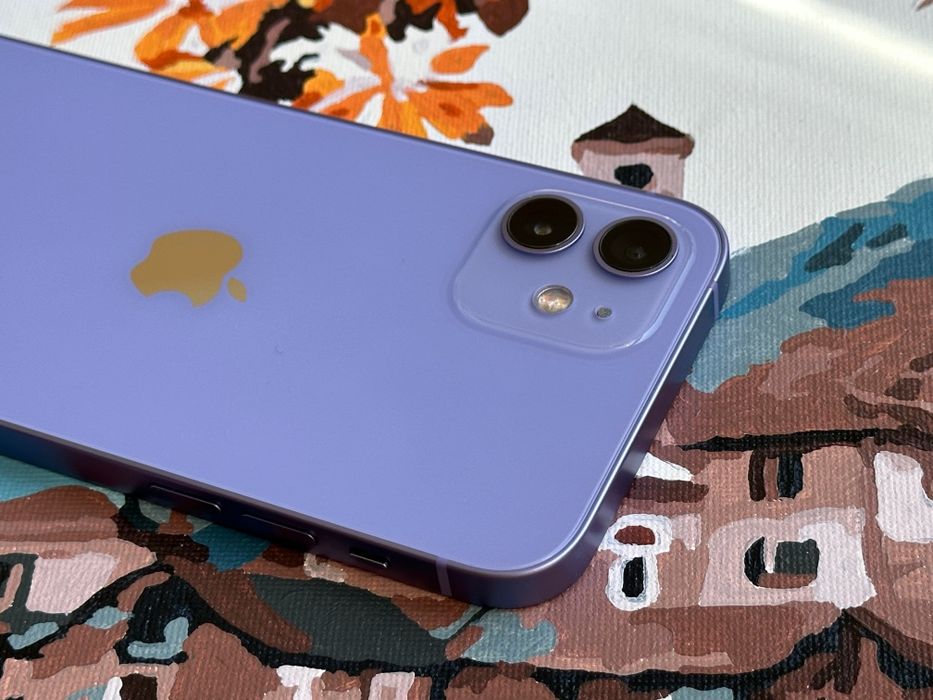 Iphone 12 Purple