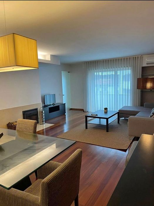 3-Bedroom Apartment with Private Garage | S. Vítor – Braga
