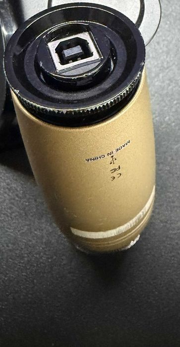 Mikforon behringer C-1U