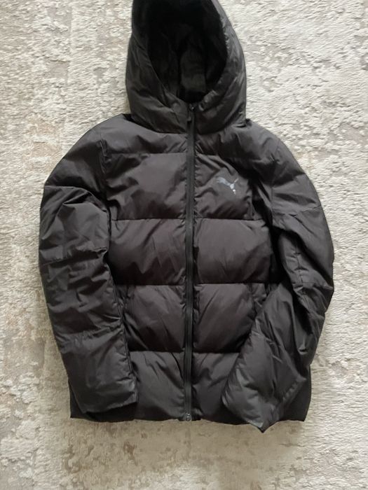 Пуховик від бренду Puma