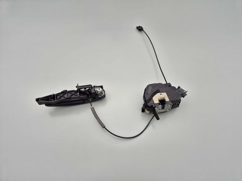 Lewy Przód Zamek Drzwi Kierowcy Klamka 6PIN Trafic III Vivaro B 14r >.