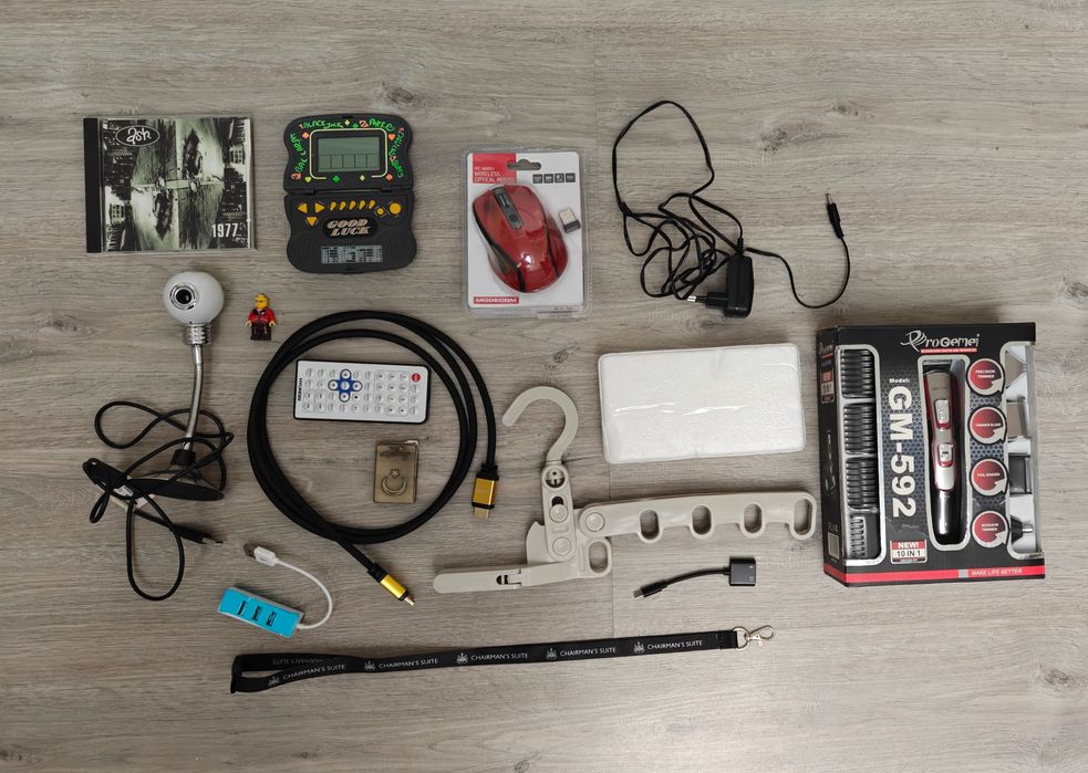 Лот різних речей, електроніка і інше