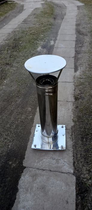 Rura kominowa z daszkiem i z podstawą 129,7