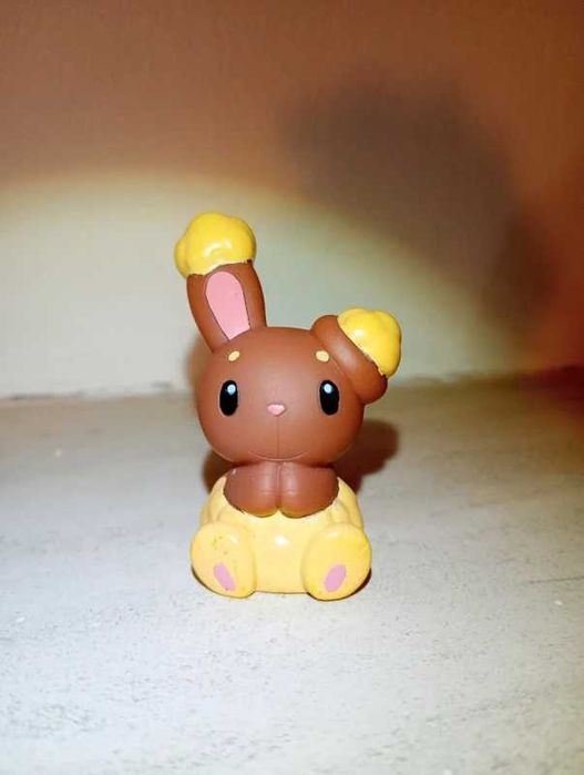 Pokémon finger puppet / brinquedo / figura pokémon Buneary da bandai