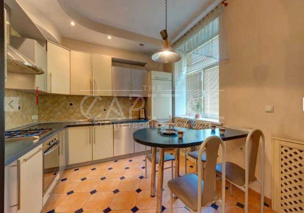 Продаж 3к квартиру в центрі міста,  бульвар Тараса Шевченка