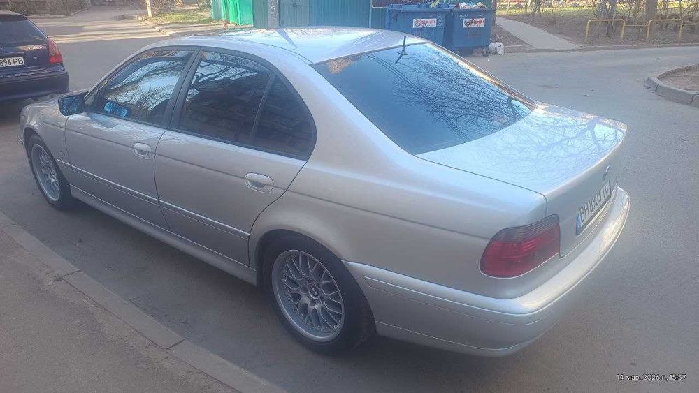 Продам BMW E39 2002