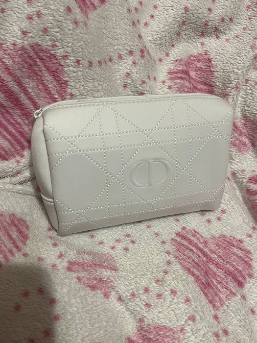 Косметичка Christian Dior біла стьобана