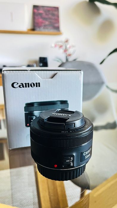 Objetiva Canon EF 50mm f/1.8 STM