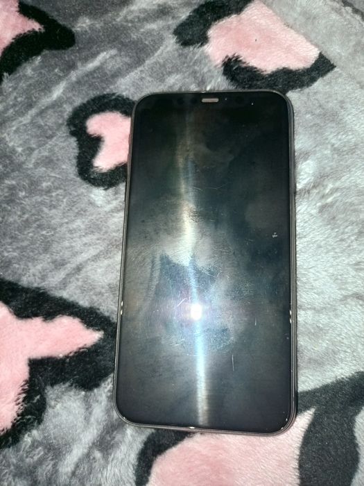 Продам iPhone 11