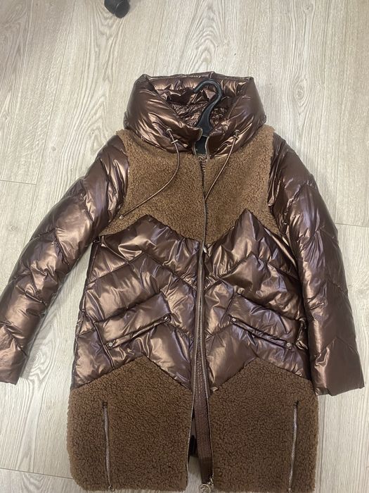 Зимовий пуховик