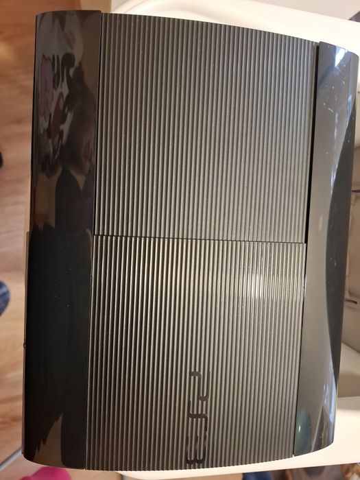 PS3 super slim com caixa original