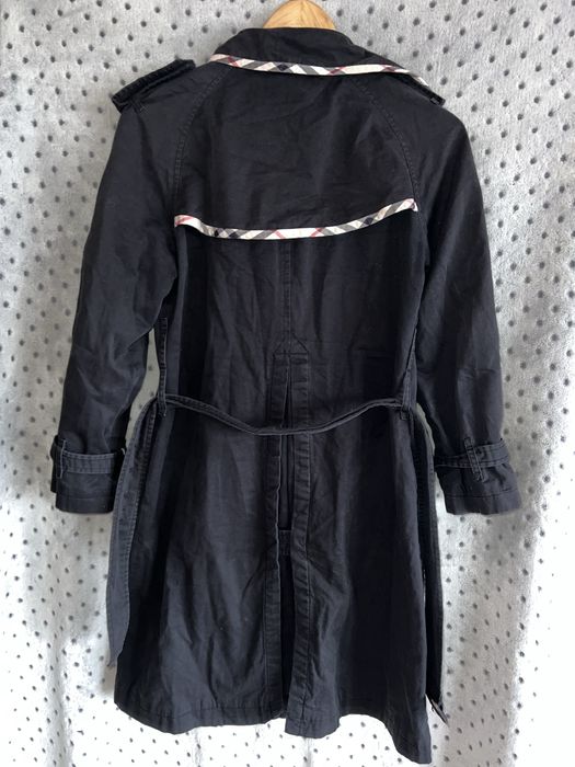 Burberry czarny płaszcz trencz kratka S pasek